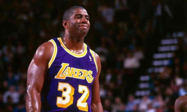 传球将进攻 传球将进攻