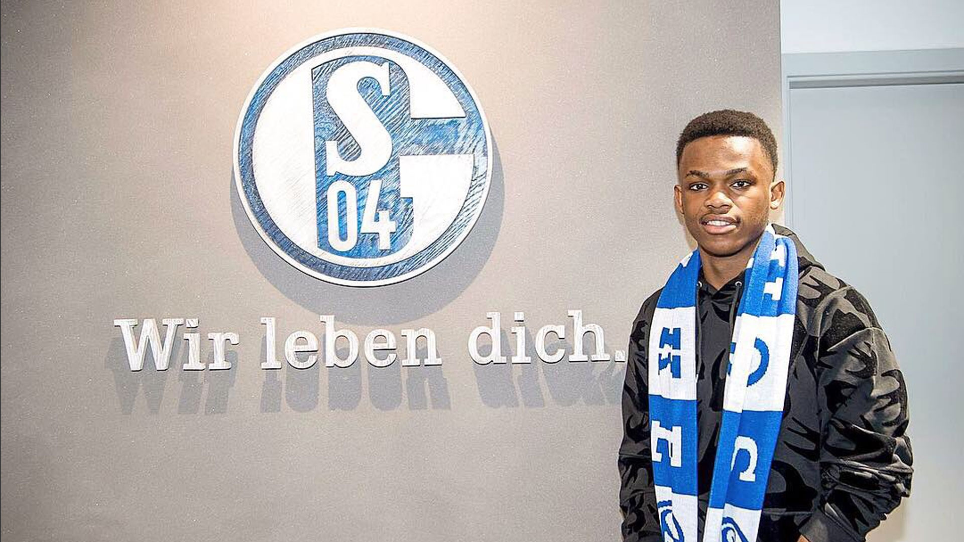 由日本与韩 由日本与韩